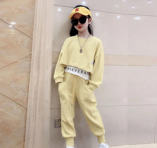 Girls' Spring Suit 2022 New Children's Western Style, Big Children's Spring And Autumn Leisure Sports Sweater Two-piece Trend