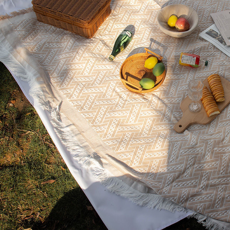 Vintage Outdoor Picnic Mat Damp-proof Mat Thickened Cloth Ins Style Portable Outings Camping Blanket Field Carpet