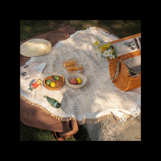 Vintage Outdoor Picnic Mat Damp-proof Mat Thickened Cloth Ins Style Portable Outings Camping Blanket Field Carpet