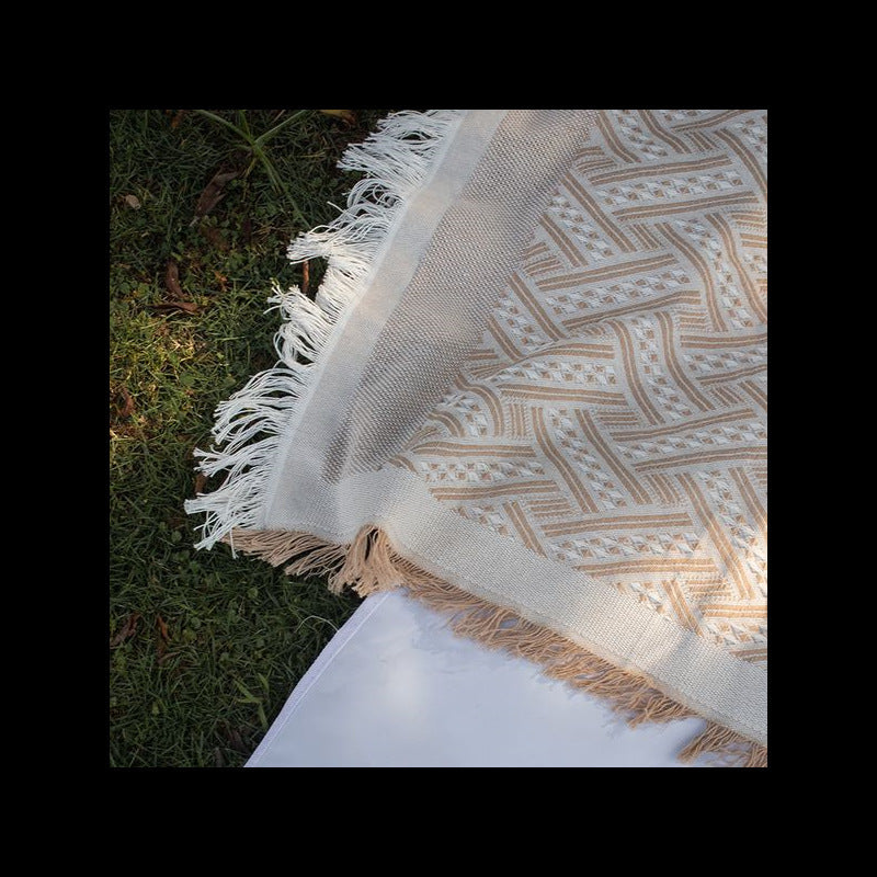 Vintage Outdoor Picnic Mat Damp-proof Mat Thickened Cloth Ins Style Portable Outings Camping Blanket Field Carpet