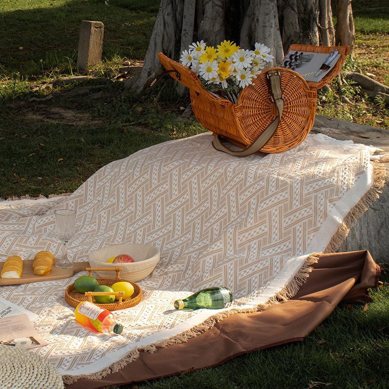 Vintage Outdoor Picnic Mat Damp-proof Mat Thickened Cloth Ins Style Portable Outings Camping Blanket Field Carpet