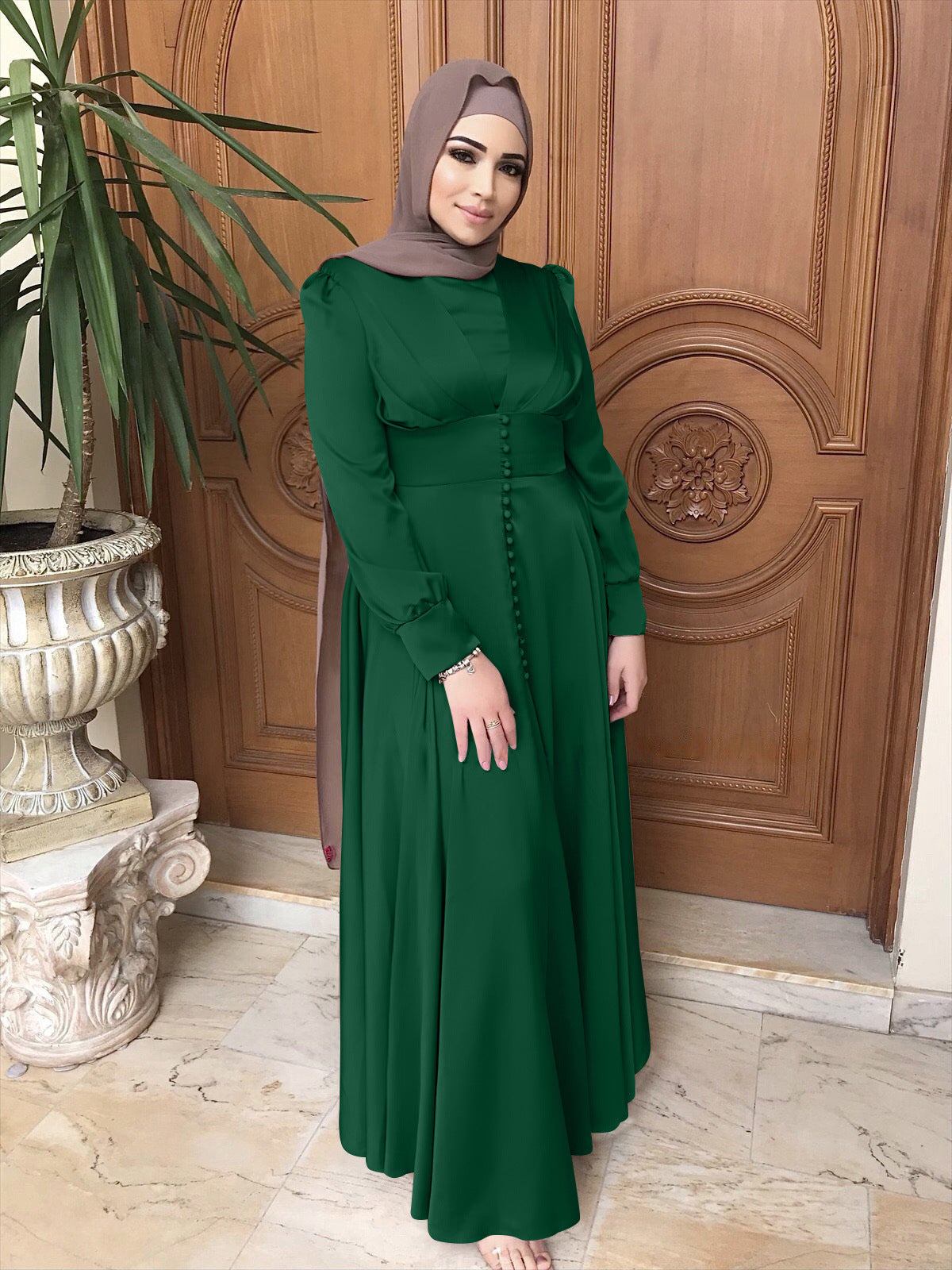 Middle East Muslim Women's Dress