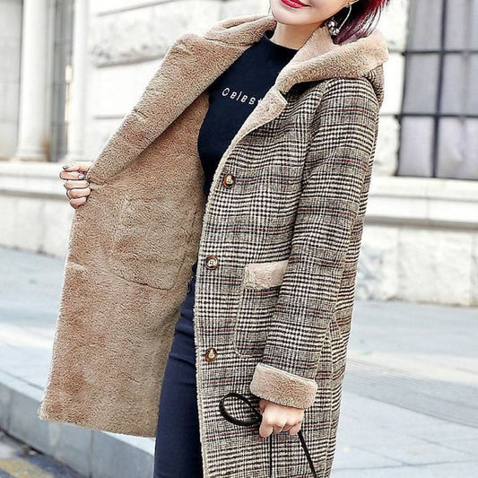 2023 Winter New Women's Plaid Fur One-piece Fleece Thickened Warm Mid-length Hooded Woolen Coat
